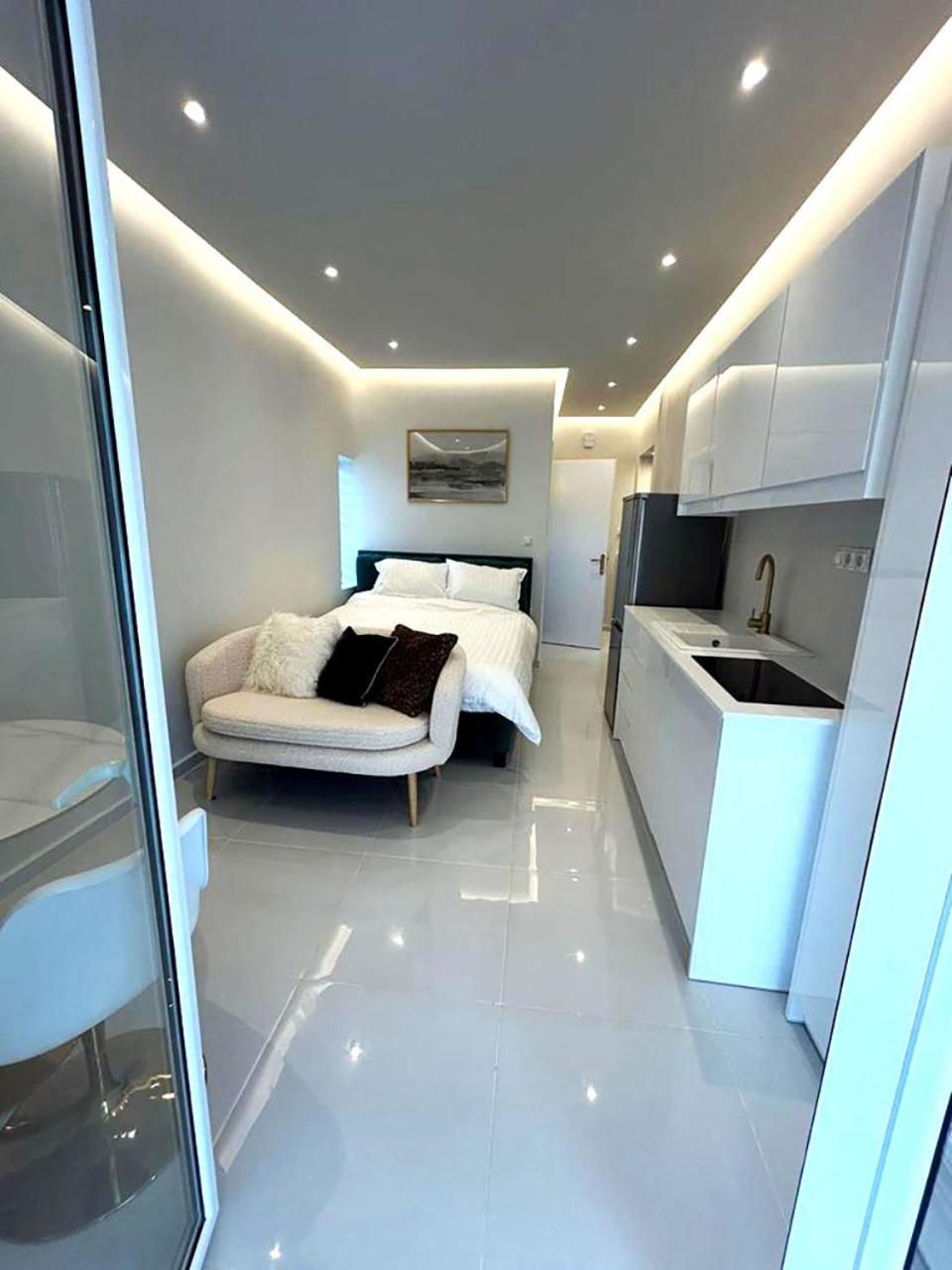 Boutique3436 Luxury Apartment เอเธนส์ ภายนอก รูปภาพ